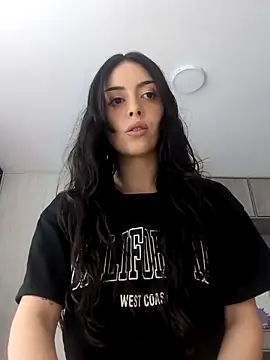 DahliaVex  online show from December 20, 2025, 3:26 pm