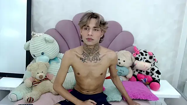 axel and jacob online show from November 27, 2025, 9:04 pm