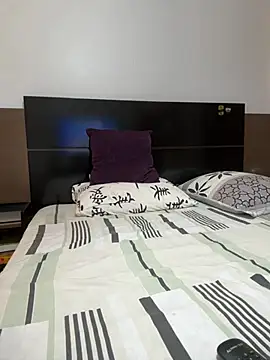 Lucasjandre online show from February 14, 2026, 2:06 pm