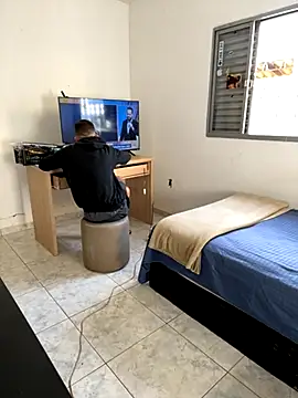 Snapshot of Lucasjandre chatting on December 1, 2025, 9:43 am Lucasjandre online show from December 1, 2025, 9:43 am