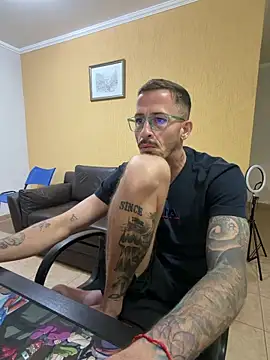 Lucasjandre online show from June 13, 2026, 11:56 pm
