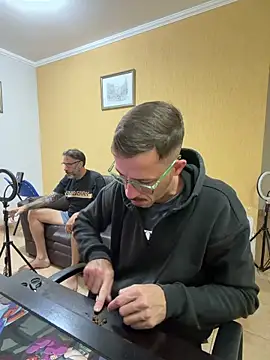 Lucasjandre online show from June 10, 2026, 2:51 pm