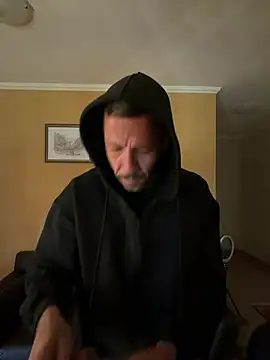 Snapshot of Lucasjandre chatting on July 25, 2026, 12:22 pm Lucasjandre online show from July 25, 2026, 12:22 pm