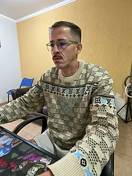 Lucasjandre online show from June 3, 2026, 11:55 am