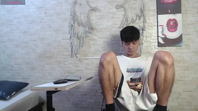 axel milo kairo and noa online show from February 20, 2026, 3:58 pm