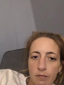 sexxxilexxxi44 online show from June 11, 2026, 12:13 pm