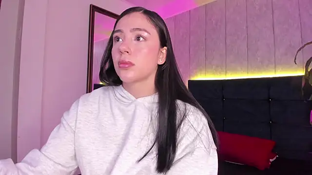 marysofff online show from December 14, 2025, 4:34 pm