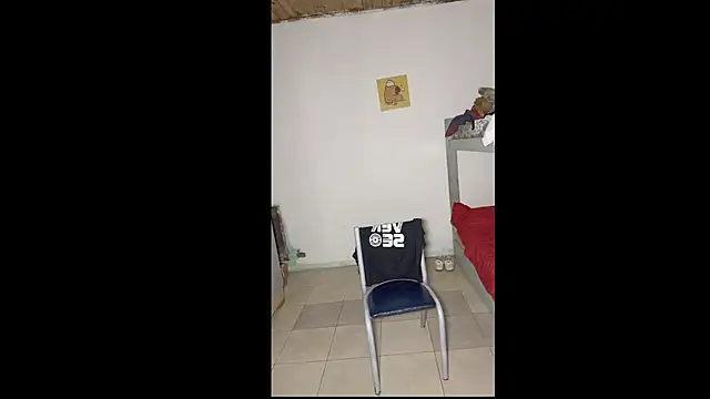 Snapshot of kevinnoff19 chatting on November 19, 2025, 5:02 pm kevinnoff19 online show from November 19, 2025, 5:02 pm