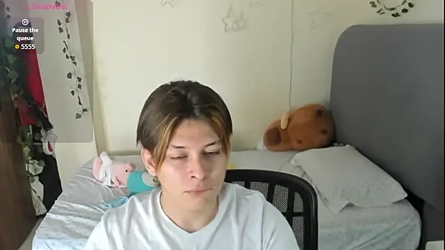 Snapshot of Felix_kitty chatting on November 13, 2025, 7:07 pm Felix kitty online show from November 13, 2025, 7:07 pm