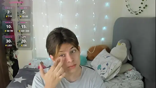 Snapshot of Felix_kitty chatting on November 26, 2025, 7:36 pm Felix kitty online show from November 26, 2025, 7:36 pm