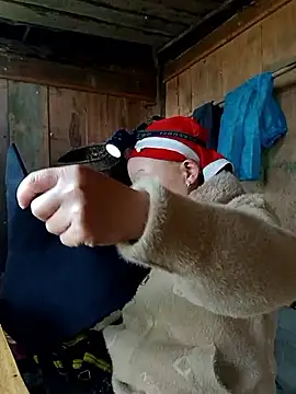 girl-hot2x online show from February 16, 2026, 6:56 am