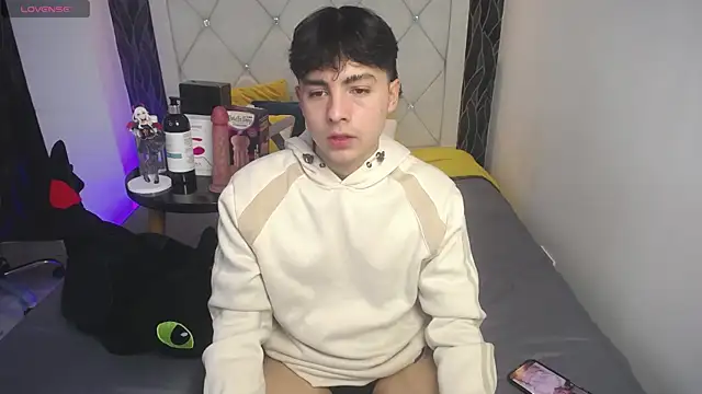 Samu FoXXX online show from November 13, 2025, 8:13 pm