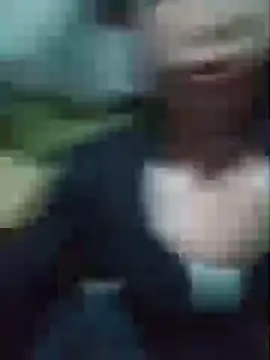 chim-yen online show from November 17, 2025, 1:37 pm