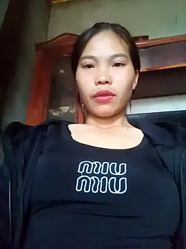 chim-yen online show from November 12, 2025, 1:43 am