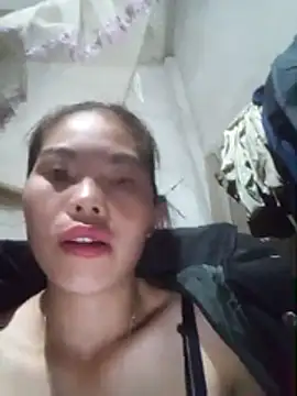 chim-yen online show from November 22, 2025, 8:29 pm