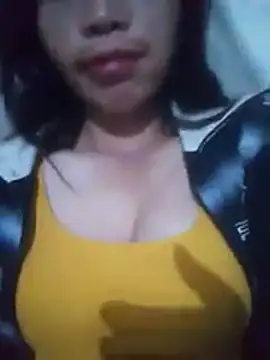 chim-yen online show from November 19, 2025, 8:09 pm