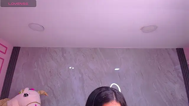 Violetta jhonson a online show from November 16, 2025, 3:44 am