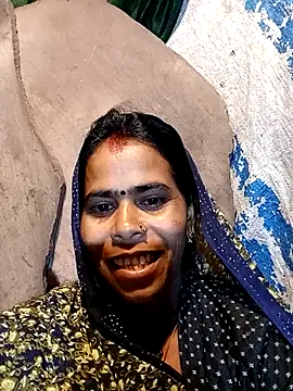 Snapshot of Neetujk chatting on November 27, 2025, 4:40 pm Neetujk online show from November 27, 2025, 4:40 pm