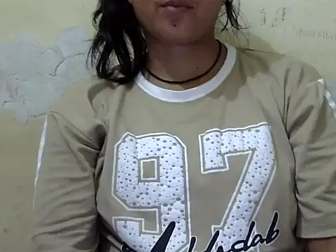 Anika Singh online show from May 3, 2026, 6:11 pm