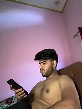 hotyyyyjonny online show from July 12, 2026, 3:40 am