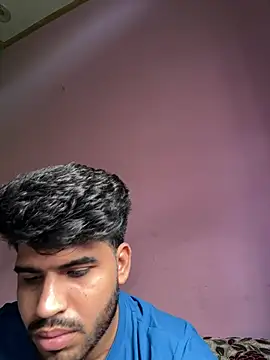 hotyyyyjonny online show from July 16, 2026, 2:52 am