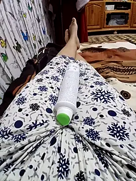 Tota sexi online show from May 25, 2026, 8:46 am