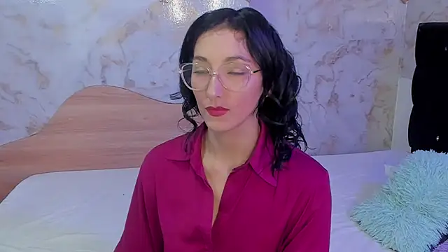 kirakay1 online show from June 2, 2026, 1:11 pm