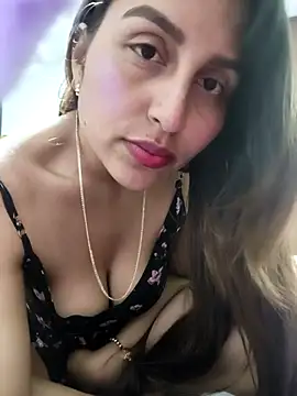 IsabellaaSwann online show from November 23, 2025, 2:43 am