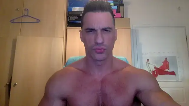 bubblemaleass35 online show from November 20, 2025, 12:17 pm