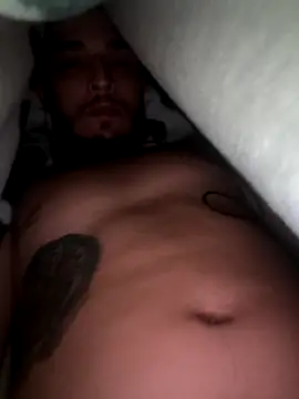 mohamedkarimm online show from December 3, 2025, 6:03 am