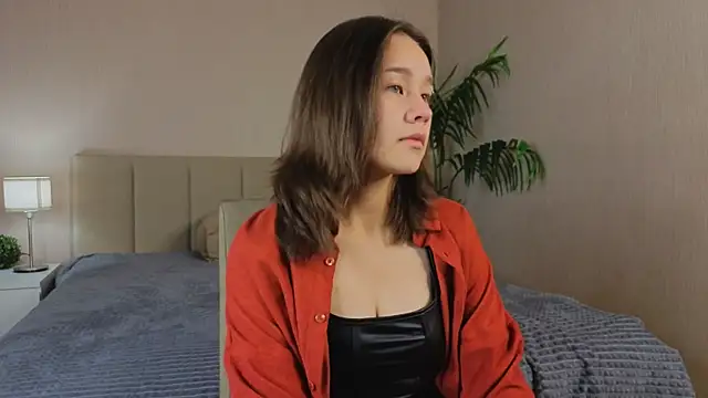 ArleenVizena online show from November 29, 2025, 3:12 pm