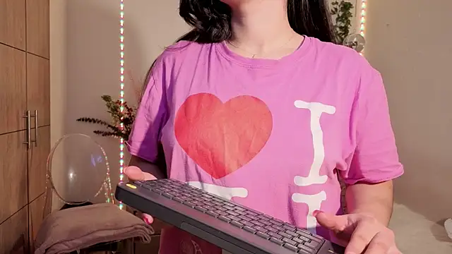 Iamnyxy online show from December 23, 2025, 12:00 am