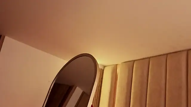 Iamnyxy online show from March 9, 2026, 12:09 pm