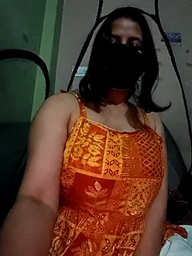 Snapshot of Yamini-X chatting on February 15, 2026, 3:44 pm Yamini-X online show from February 15, 2026, 3:44 pm