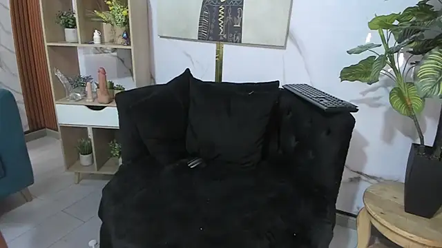 Snapshot of Lucy_Vegas chatting on November 15, 2025, 2:54 pm Lucy Vegas online show from November 15, 2025, 2:54 pm