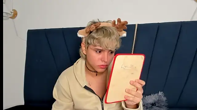 jaxson cum online show from November 27, 2025, 2:50 pm