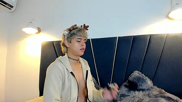 jaxson cum online show from November 24, 2025, 3:45 pm