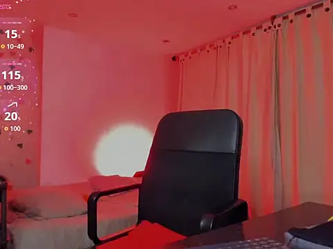 LaGoldenBitch online show from May 22, 2026, 1:03 am