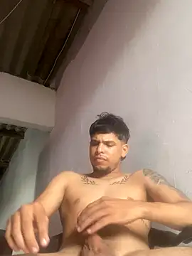 Snapshot of Purry_14 chatting on November 12, 2025, 5:06 pm Purry 14 online show from November 12, 2025, 5:06 pm