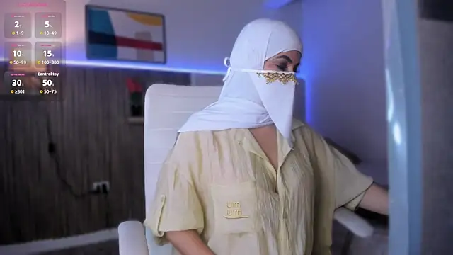 Hannaa Dolly online show from December 18, 2025, 3:11 am