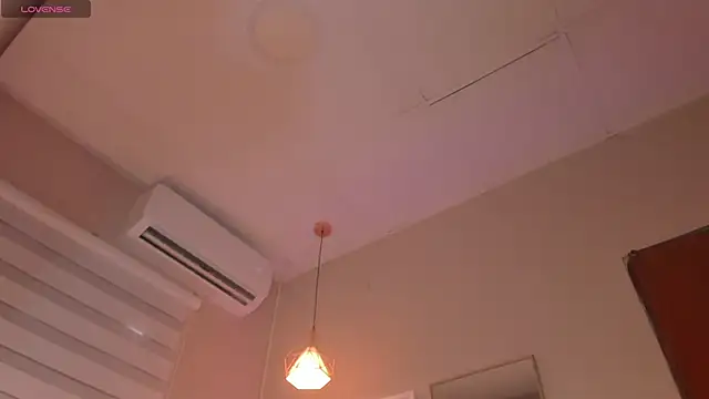 electra a online show from December 19, 2025, 1:02 pm