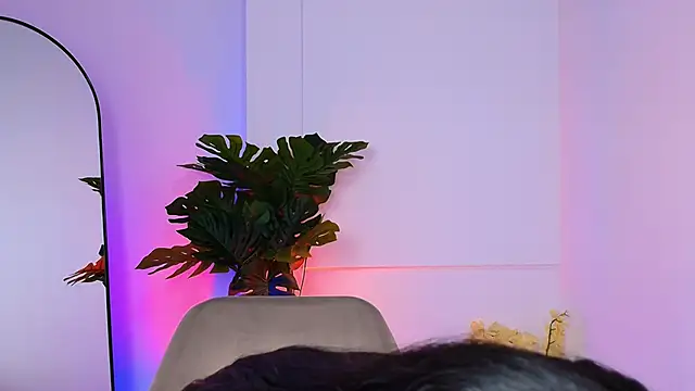 KaliBloom online show from February 25, 2026, 10:42 pm