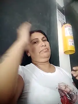 Snapshot of Yuleinnyaguelles chatting on November 17, 2025, 7:29 pm Yuleinnyaguelles online show from November 17, 2025, 7:29 pm