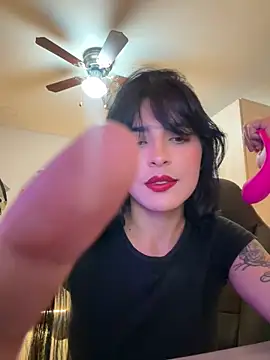 Cristal Cerati  online show from April 16, 2026, 1:50 am