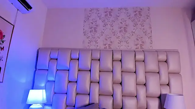 Snapshot of lea_hunter__ chatting on November 27, 2025, 7:36 pm lea hunter online show from November 27, 2025, 7:36 pm