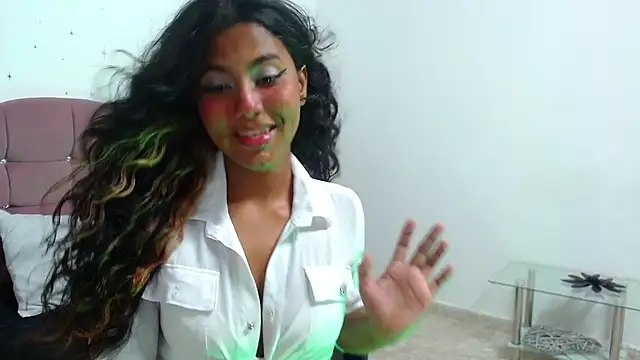 Snapshot of Bia_LuxBia_Lux chatting on November 20, 2025, 8:09 pm Bia LuxBia Lux online show from November 20, 2025, 8:09 pm