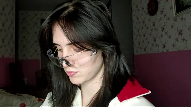 Hervell Motti online show from November 21, 2025, 3:44 pm