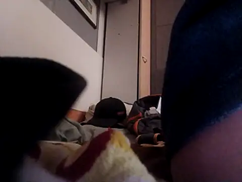 hotguy71000 online show from March 5, 2026, 2:19 am