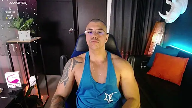 Zed ferrer online show from May 17, 2026, 9:53 am