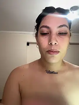 Snapshot of Anna_Bitch_Disgusting chatting on February 13, 2026, 2:11 am Anna Bitch Disgusting online show from February 13, 2026, 2:11 am